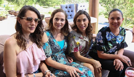  Silvia Reynoso, Martha Padilla, Miriam Abud y Ángeles Rodríguez.
