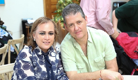  Marcela Piña y Bernardo López.
