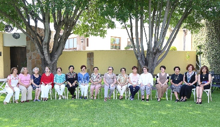 Las mamás.