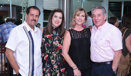  Alberto Kasis, Cristina Galán, Maru Bárcena y Gabriel Sanders.