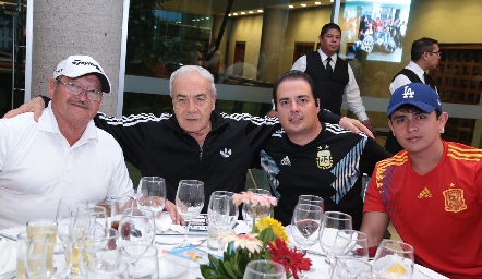 Alejandro Solís, Manuel González, Enrique González y Enrique González.