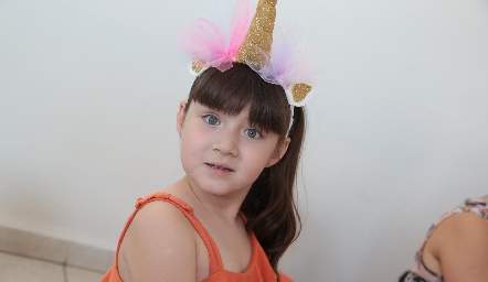  Ximena.