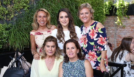  Luz Elena Mézquida, Cristy Massa, Patricia Ress, Liz Vivanco y María Cecilia Mancilla.