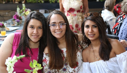  María José Massa, Amanda Padilla y Mariana Ríos.