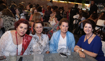  Consuelo González, Guadalupe Romo, Luz María Espinosa y Sara Rincón.