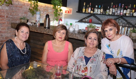 Graciela Moreno, Lety Ortiz, Blanca Almaguer y Martha Meza.