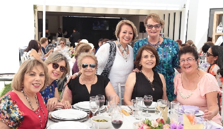  Imelda Jiménez, Rocío Román, Lucero de Alba, Rosario Vélez, Olga Dávalos Bandín, Blanca de Alba y Ernestina Hernández.