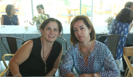  Claudia Ávila y Alejandra Ávila.