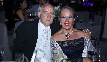  Ricardo y María Elena Narváez.