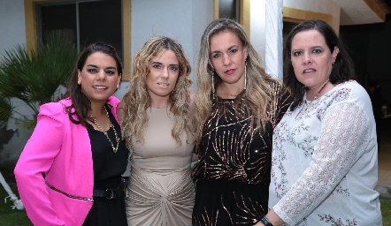  Maribel, Graciela, Mónica y Pilar Torres.