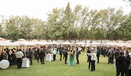  Elegante boda de Regina Palomar y Esteban Rivero.