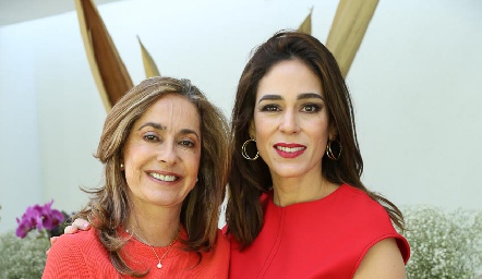 Patricia Gaviño y Maribel Lozano.