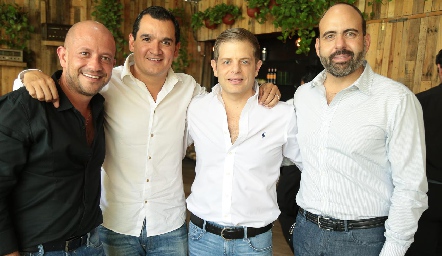  Horacio Rocha, Oscar Pérez, Juan Carlos Feres y Félix Feres.