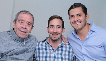  Juan Ortuño, Xavier y Raúl.