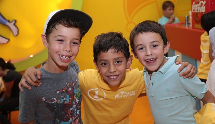  Bruno, Ian y Marcelo.