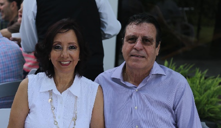  Angelina Calderin y Humberto García.