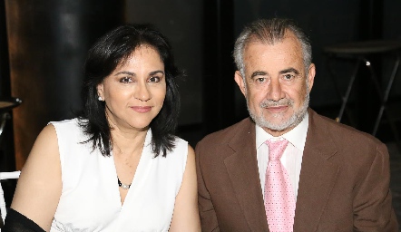  Yolanda Otero y Javier Aguirre.