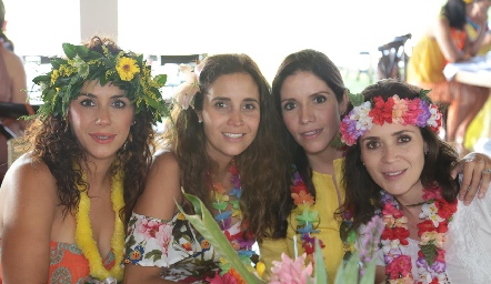  Mariza Calderón, Ana Luisa Díaz de León, Elena Meade y Vero Franco.