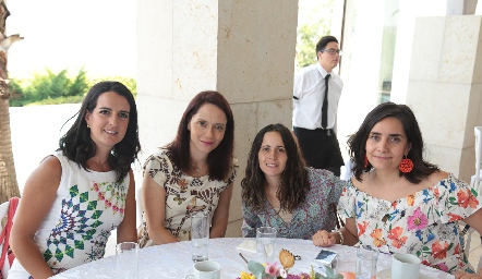  Sandra Villasuso, Hortensia López, Bibi Perea y Marilú Palazuelos.