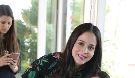  Adriana Ramón, Pituca Escartín y Charo Ortuño.