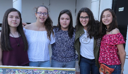  Andrea, María, Marijó, Emilia y Paola.