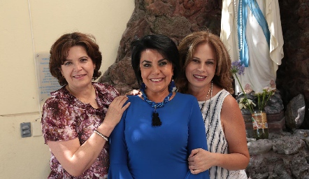  Sara González, Yoya González y Lucero González.