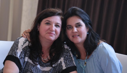 Alejandra Sáiz y Cynthia Sánchez.