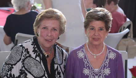  María Elena Ruiz y María Elena Guerra.