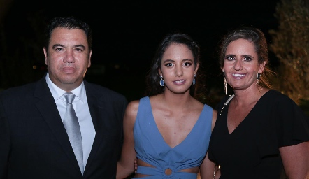  Roberto Silva, María Paula Silva Payán y Marcela Payán.