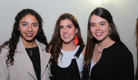  María José Moreno, Camila Villarreal e Isabella Motilla.