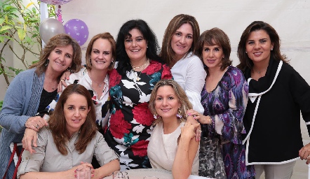  Sofía Gómez, Rocío Gómez, Lourdes Del Valle, Anita Anaya, Martha del Río, Montse Abella, Montse Fonte y Pupi García.