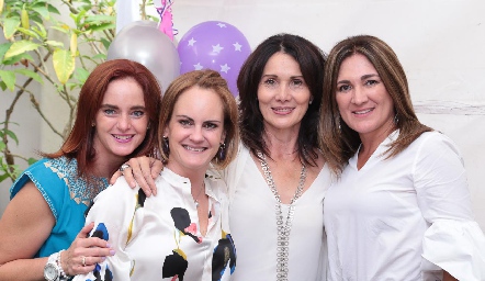  Irene Loyo, Rocío Gómez, Vicky Fernández y Ana María Anaya.