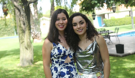  Montse Del Valle y María Bravo.