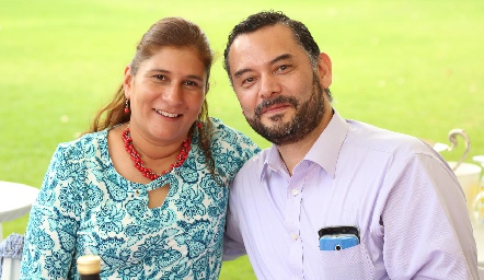  Lidia Molina y Gerardo Méndez .