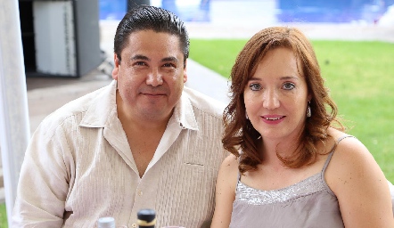  Jesús Martínez y Nelly Ramirez .