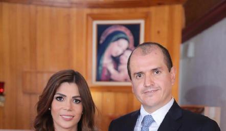  Imelda Martínez, el pequeño Ricardo y Ricardo Garza Sigler.