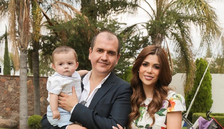  Ricardo, Ricardo Garza e Imelda Martínez de Garza.