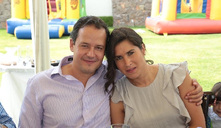  Oliver Meade y Vero Martínez.