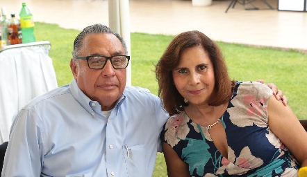 Raúl Flores y Ana Isa Díaz.