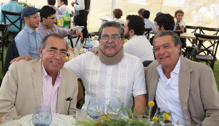 Óscar Chevaile, Antonio Nájera y Pepe Castillo.