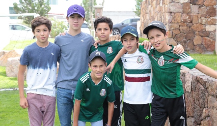  José María, Juan Pablo, Sebastián, Martín, Eduardo y Mauricio.