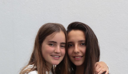 Lore y Valentina.
