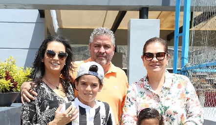  Maricel Gutiérrez, Oscar Vera, Maricel Galindo, Patricio y Marcelo.
