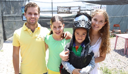  Alejandro Villalobos, Marijó Villalobos, Marcelo Vera y Ana Paula Villalobos .