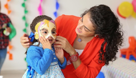  Sofía y Ana Sofía Velázquez .
