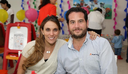  Daniela Llano y Pablo Guerra.