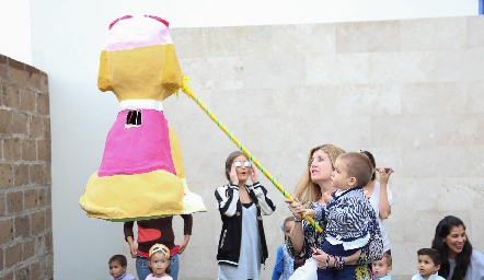  Hora de la piñata.
