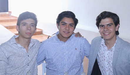  Juan Manuel Eguía, Claudio Barrios y Hermes Barragán.