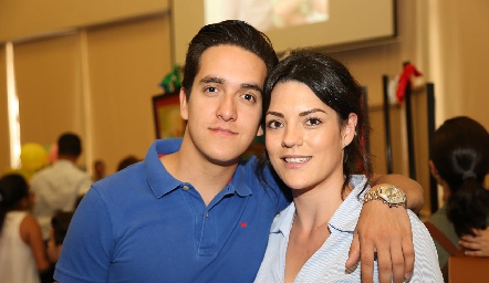  Miguel Rosales y Mónica De los Santos.
