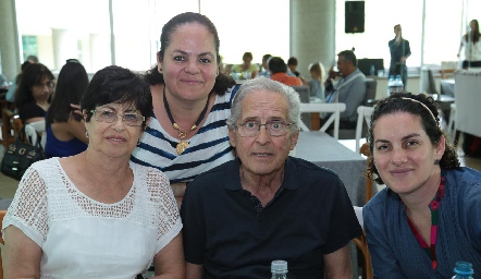  Familia Ortiz Rosillo.